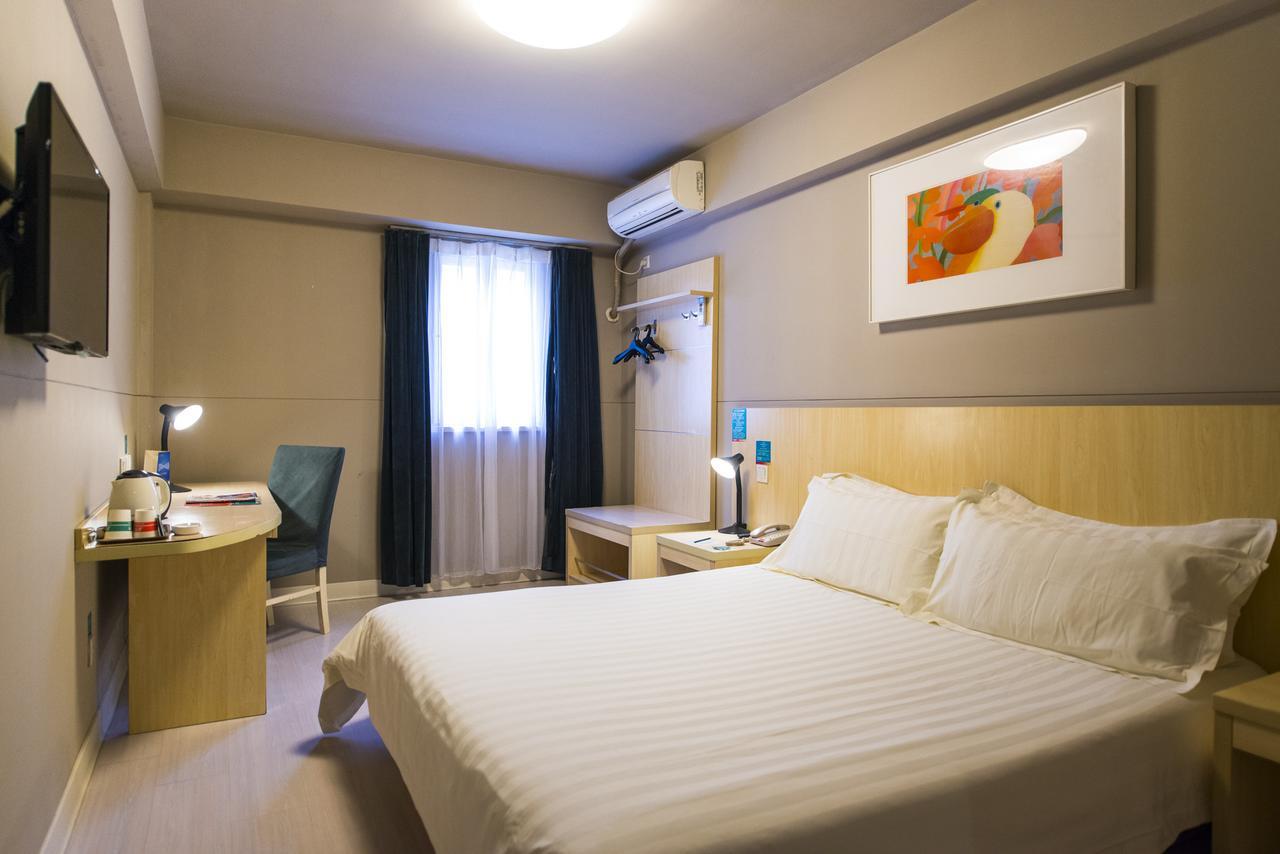 Jingjiang Inn Shanghai Baoyang Pier Xangai Exterior foto